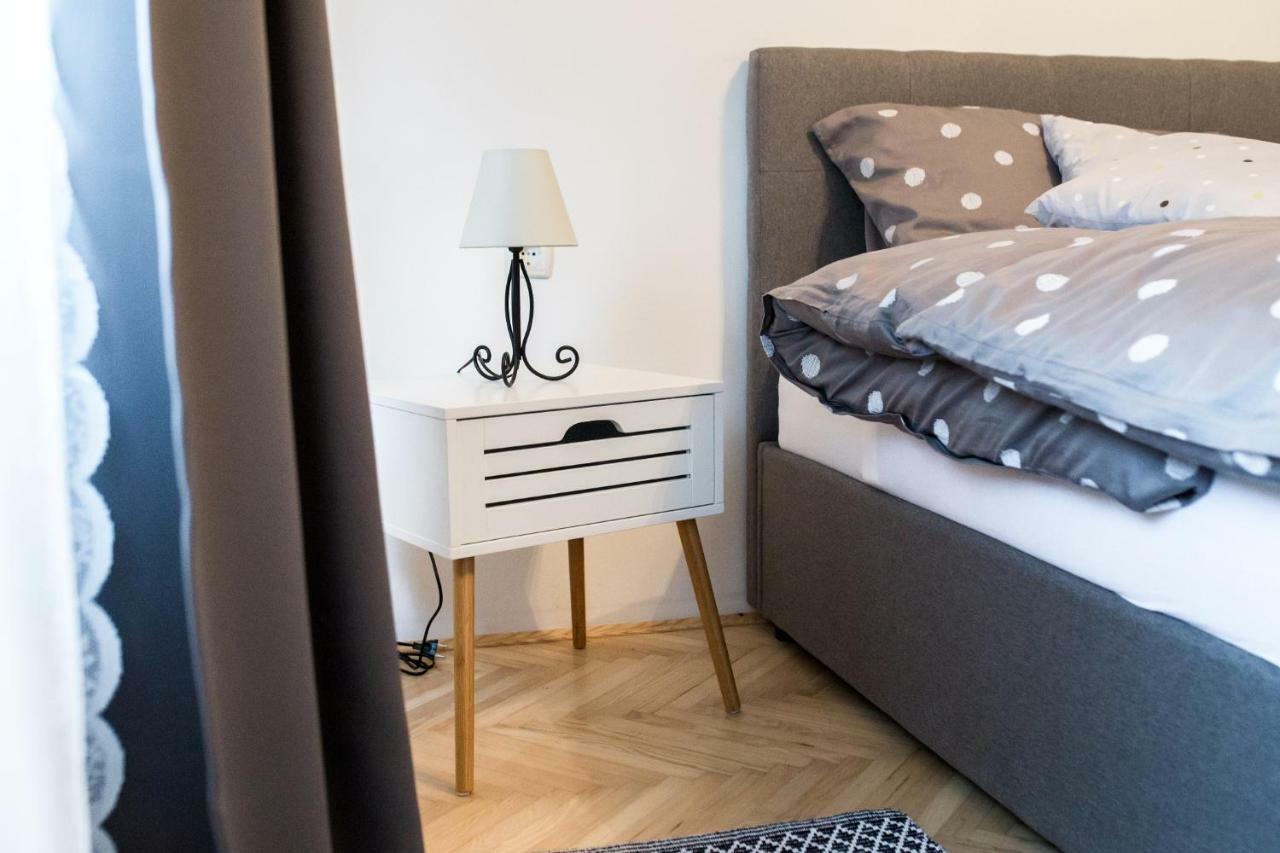 Apartmani Grlice II Varaždin Exteriör bild