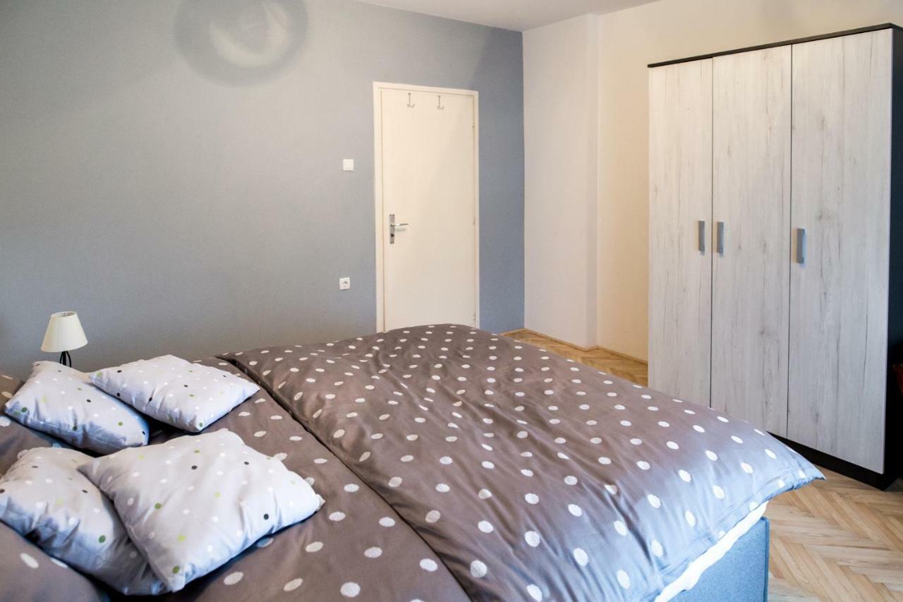Apartmani Grlice II Varaždin Exteriör bild